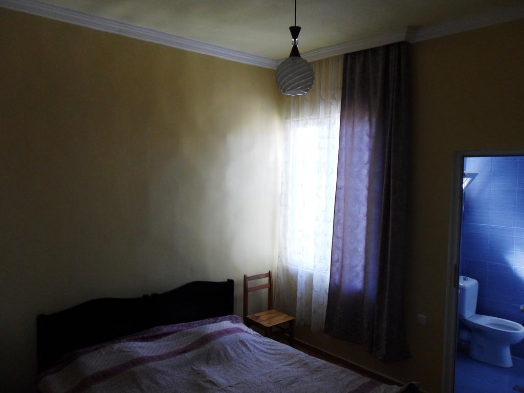 Guest House Nika Кобулеті Екстер'єр фото